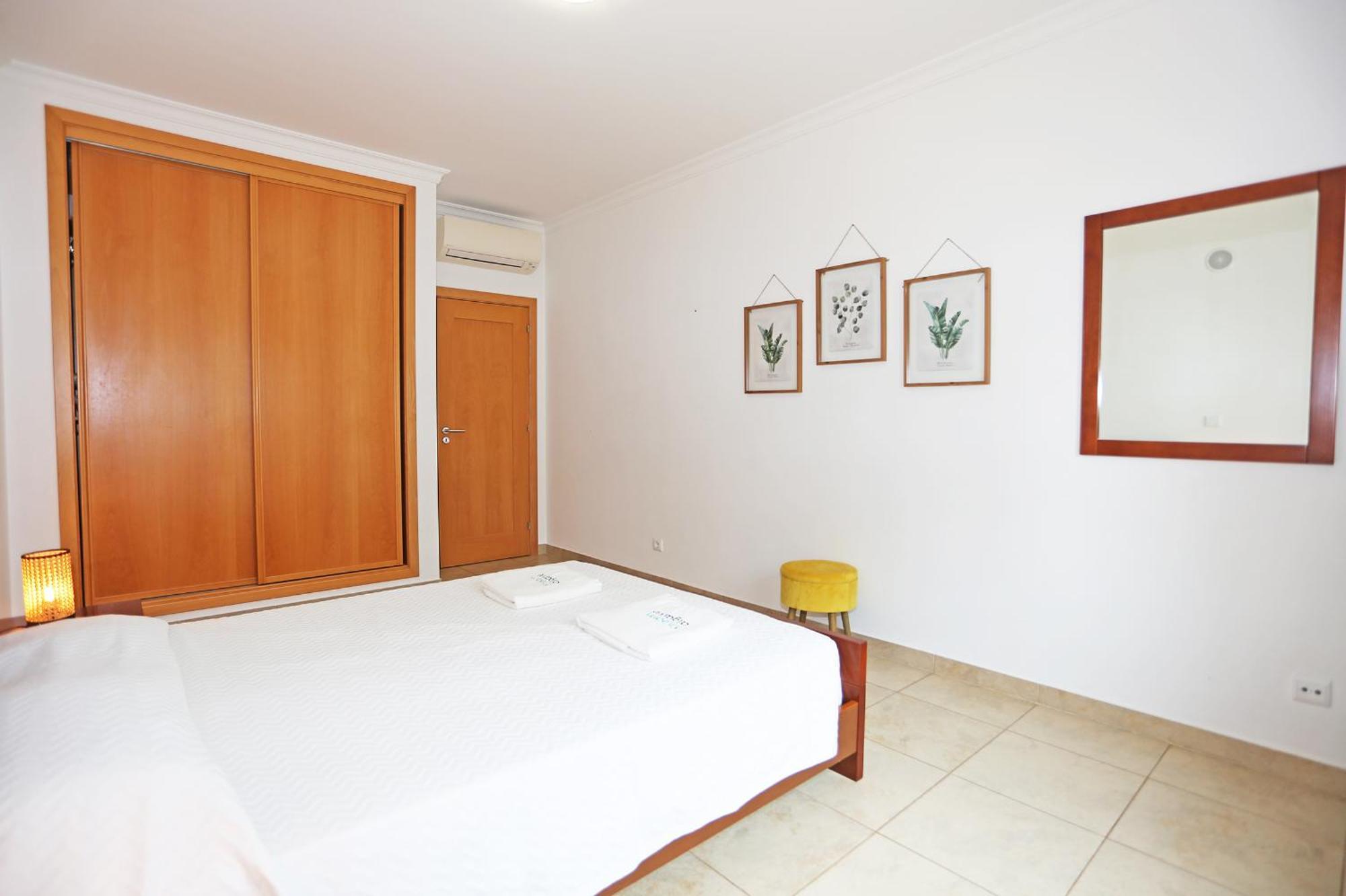 A04 - Large Modern 1 Bed Apartment With Pool Lagos Exteriör bild